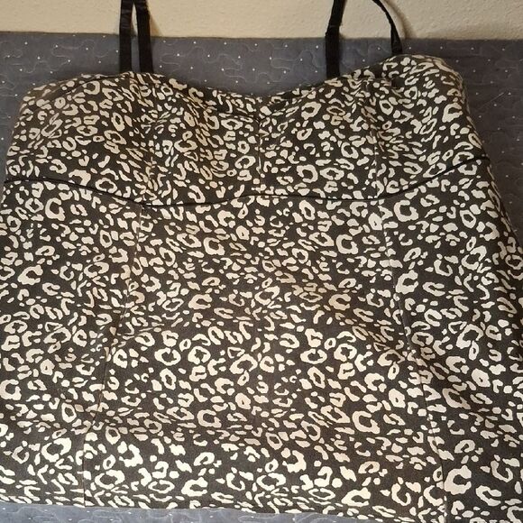 Torrid Leopard tank top size 4 - Picture 1 of 4